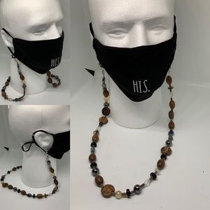 Downtown Brown, Custom made Mask Holder
